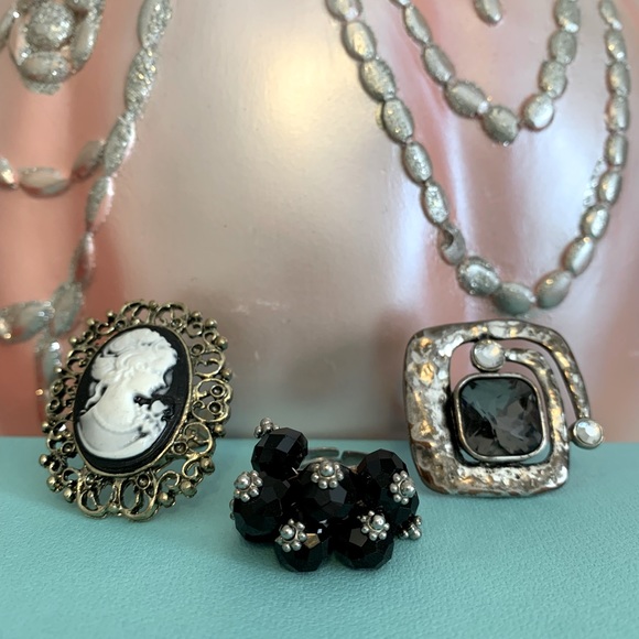 Costume Rings - Picture 1 of 8